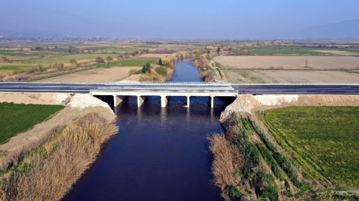 65 yıllık köprü yenilendi, en çok pideci esnafı sevindi