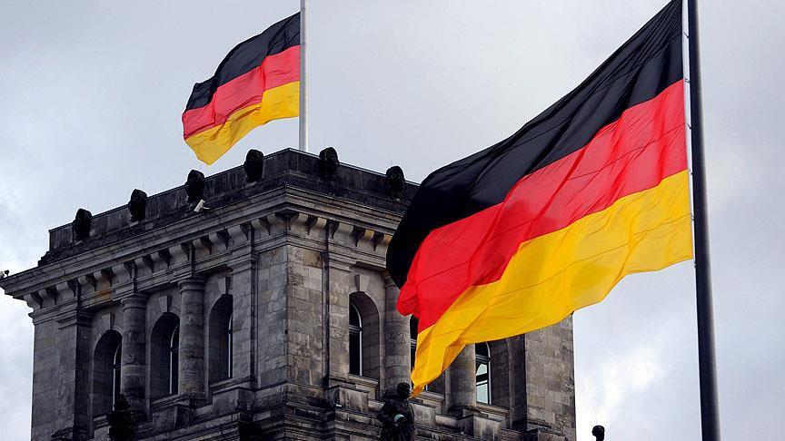 Alman ekonomisi birinci çeyrekte yüzde 2,2 küçüldü