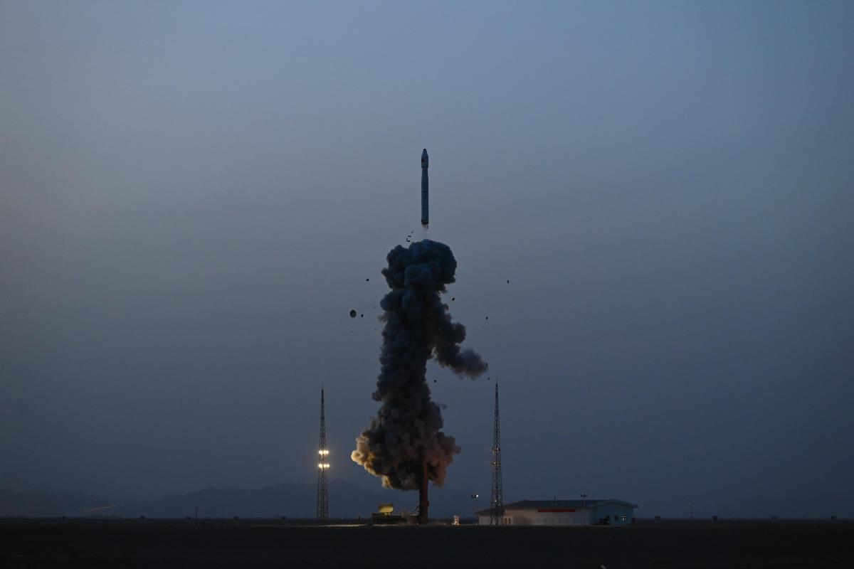 Çin, Shiyan-19 Uydusunu Başarıyla Fırlattı