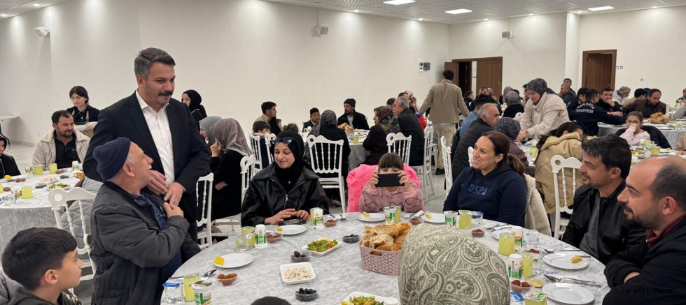 Başkan Pilavcı Belediye Personelleriyle İftarda Bir Araya Geldi