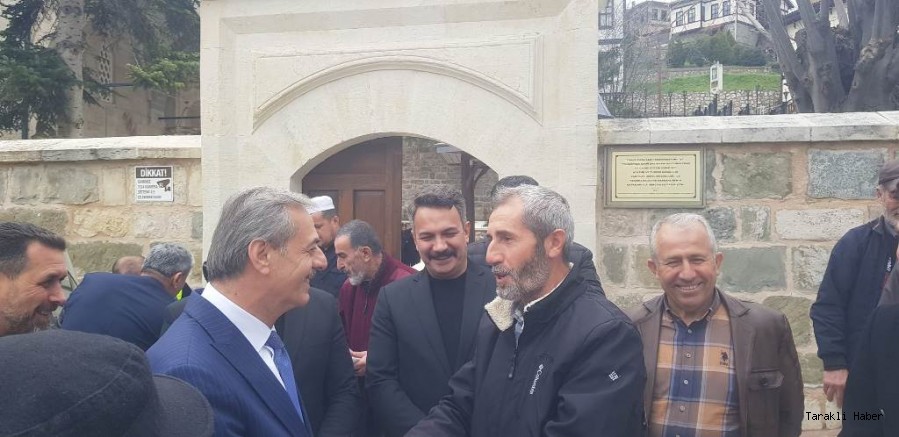 Büyükşehir Belediye Başkanı Yusuf Alemdar Taraklı’da “Vatandaşlarla kucaklaştı