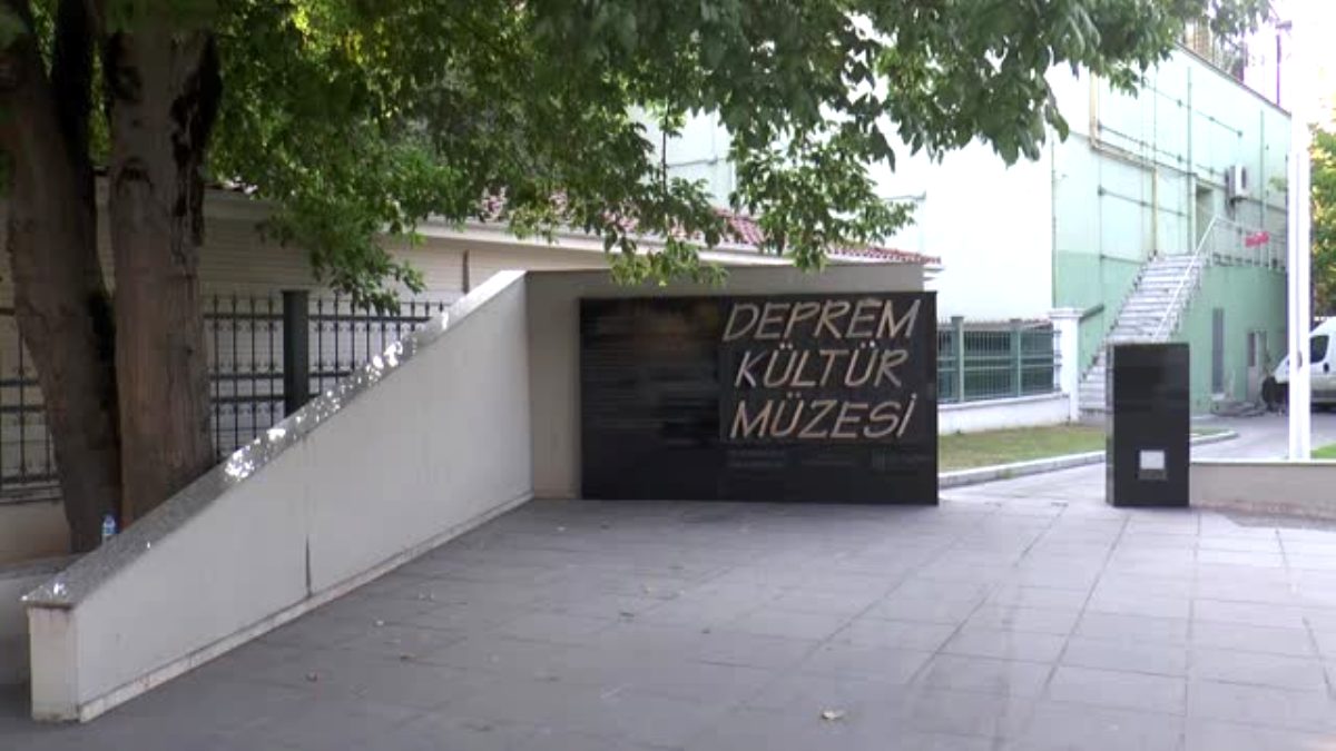 Depremin acı hatıralarının sergilendiği müze afet bilincinin gelişimine katkı sağlıyor