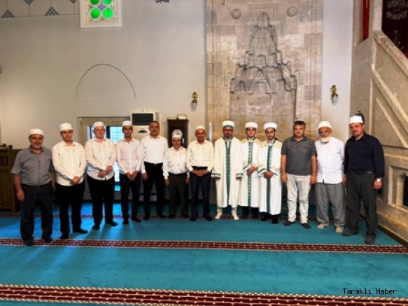 İmam Hatip gençliğinden Yunuspaşa Camii’nde manevi buluşma