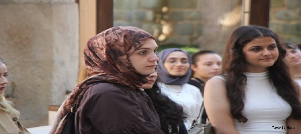  Akyazı’nın Genç Sağlıkçıları Taraklı’yı Keşfetti
