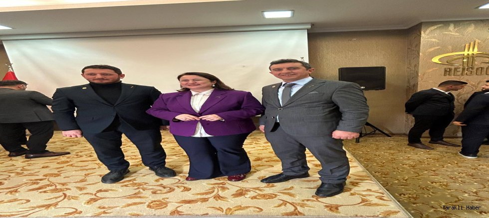 Anahtar Parti Taraklı İlçe Teşkilatı parti içi eğitim programına katıldı