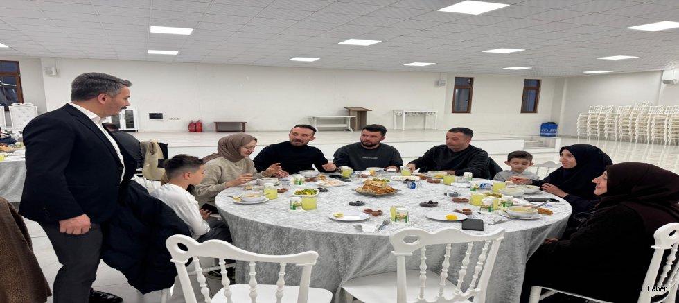 Başkan Pilavcı Belediye Personelleriyle İftarda Bir Araya Geldi