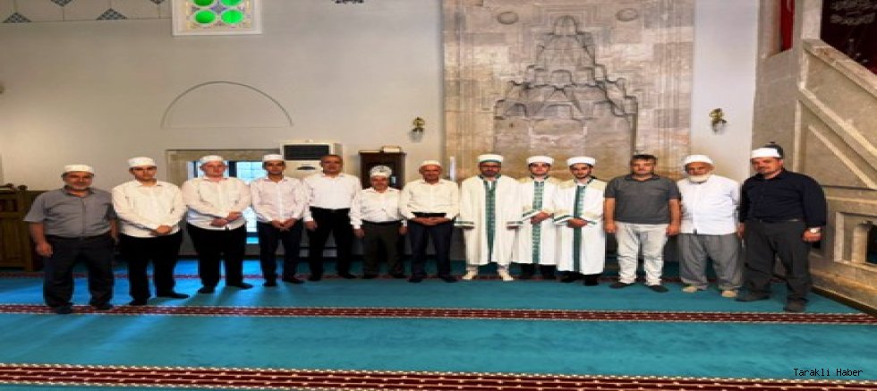 İmam Hatip gençliğinden Yunuspaşa Camii’nde manevi buluşma