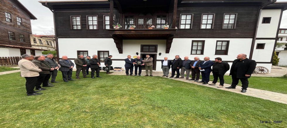 Muhtarlar Dernek Başkanları Taraklı’da Toplandı