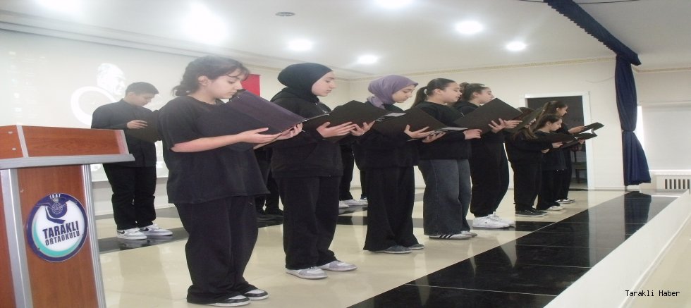 Taraklı’da 10 Kasım Atatürk’ü Anma Programı Düzenlendi