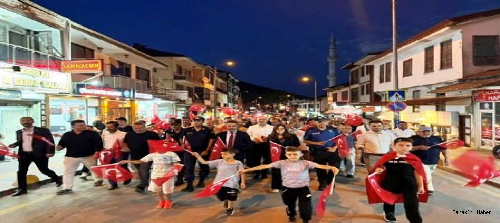 Taraklı’da 15 Temmuz Demokrasi ve Millî Birlik Günü Anma Programı Gerçekleştirildi