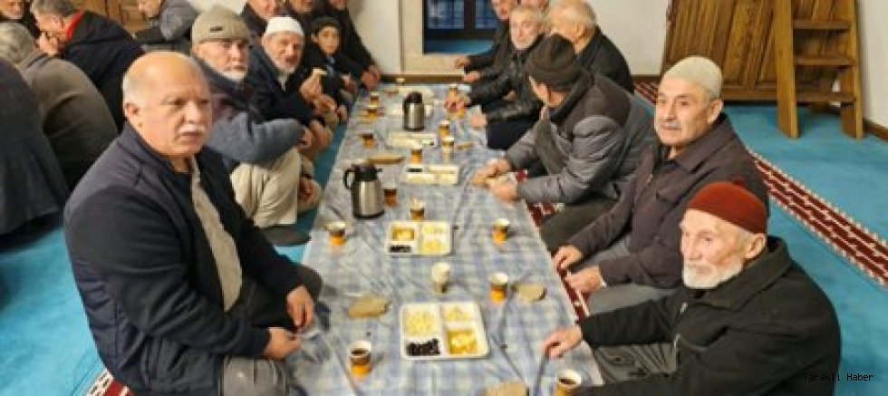 TARAKLI’DA SABAH NAMAZI BULUŞMALARI DEVAM EDİYOR