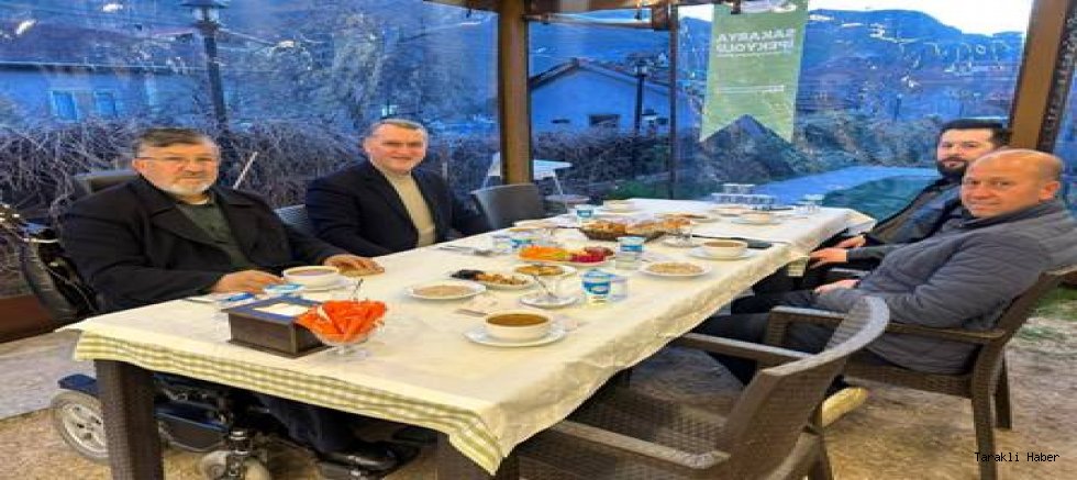 Taraklı’da Sakarya İpekyolu Derneği Yüksek İstişare Kurulu İftar Programında Buluştu