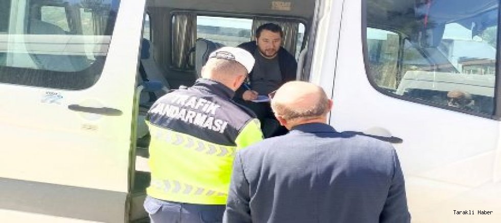 Taraklı’da Taşımalı Eğitim Servislerine Sıkı Denetim
