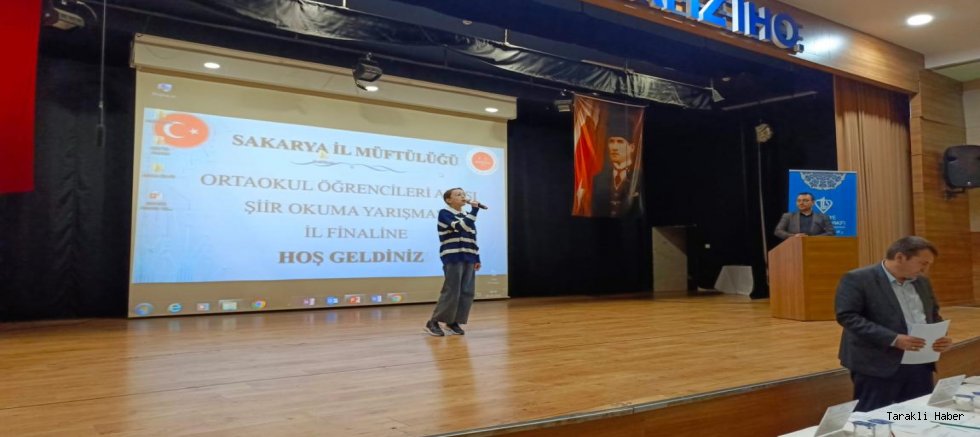  Taraklı Ortaokulu Şiir Okuma Yarışması İl Finallerinde