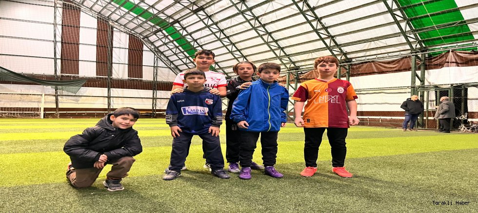 Taraklı Osmanlı Obası İzci Üyeleri Halı Sahada Buluşuyor