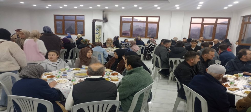 Yeniköy’de İftar Programı Düzenlendi