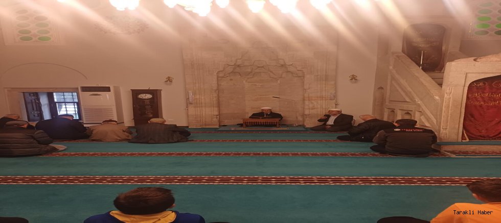 Yunus Paşa Camii’nde Öğretmenler Günü İçin Mevlid-i Şerif Programı Düzenlendi
