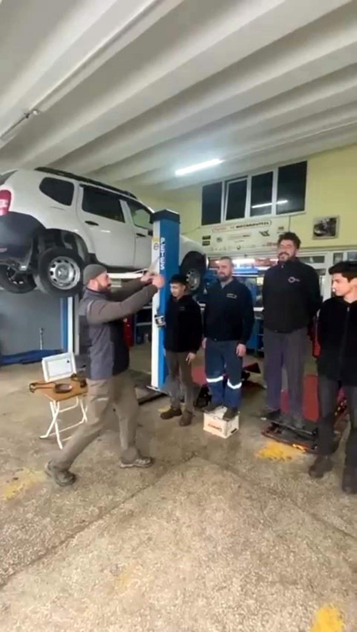 Oto tamircisi yılın elemanını böyle seçti