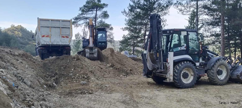 Sakarya Büyükşehir Belediyesi Taraklı’da Yeni Mezarlık Alanı Oluşturuyor