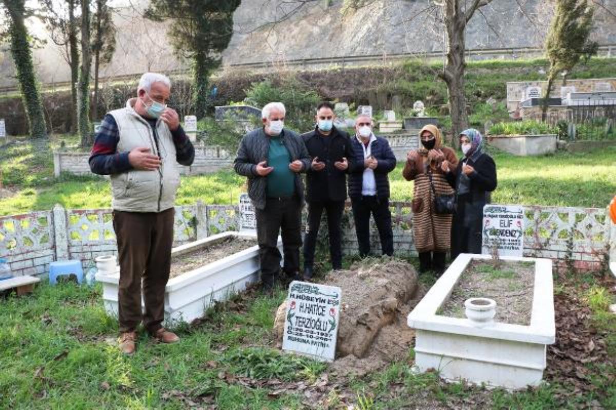 Sakarya'da akıl almaz olay: Mezar taşları çalındı