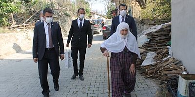97 Yaşındaki Mukaddes Teyzeye Anlamlı Ziyaret