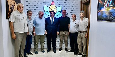 AK Parti Taraklı İlçe Başkanı ve Servis Şoförlerinden Sakarya İl Milli Eğitim Müdürü'ne Ziyaret