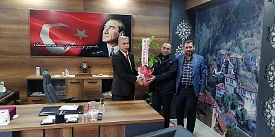 AK PARTİ TARKLI İLÇE BAŞKANI MEHMET PİLAVCI İLÇE MİLLİ EĞİTİM MÜDÜRÜ KORKMAZ’I ZİYARET ETTİ