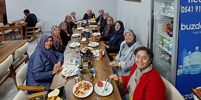 Altın Kızları’dan Geleneksel Buluşma
