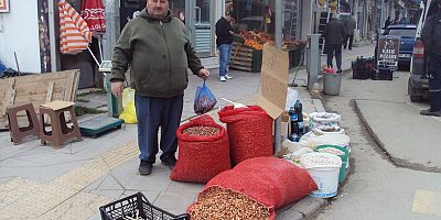 Arpacık soğan pazar da