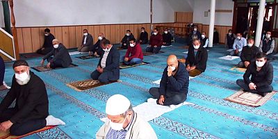 CUMA NAMAZI HEYECANI