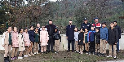 Gazze'de Yaşamını Yitiren Çocuklar Anısına Sakarya'da Okul Bahçelerine 6.000 Fidan Dikildi
