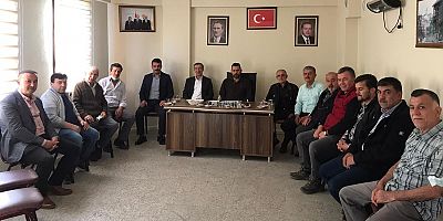 HASAN ALİÇELİK AK PARTİ TARAKLI İLÇE TEŞKİLATI İSTİŞARE TOPLANTISISNA KATILDI.