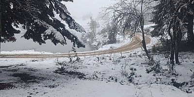 Karagöl Yaylası Beyaza Büründü