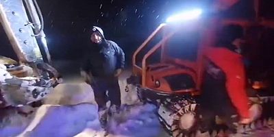 Karda mahsur kalan vatandaşların imdadına AFAD ve UMKE yetişti