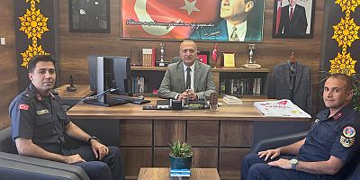 Milli Eğitim Müdürü Ahmet Kıvcı’ya Hayırlı Olsun Ziyareti