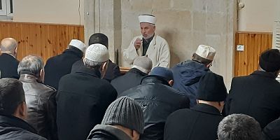 Miraç Kandili sebebiyle Taraklı’da da vatandaşlar camilere akın etti.