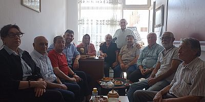Nihat Arda Şahin’den CHP Taraklı İlçe Başkanlığına Ziyaret