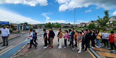 Öğrenciler Serdivan Trafik Park'ta