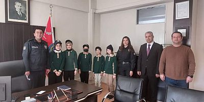 ÖĞRENCİLERDEN POLİSE ZİYARET