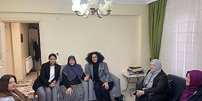 Sakarya Büyükşehir Belediye Başkanı Yusuf Alemdar’ın Eşi Ayten Alemdar, Taraklı’da İftar Programına Katıldı