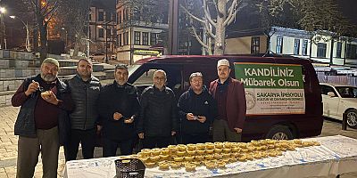 Sakarya İpekyolu Derneği Mirac Kandili’nde Taraklı’da Yunuspaşa Camii’nde Helva İkramı