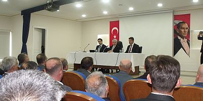 Sakarya Valisi Rahmi Doğan Taraklı’da Muhtarları Dinledi