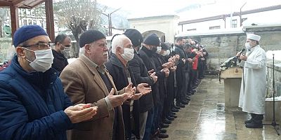 Sevenleri son yolculuğuna Uğurladı