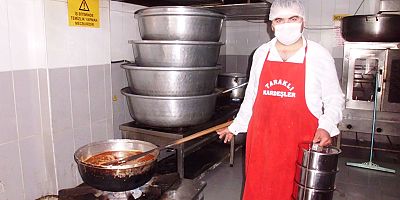 Taraklı Belediyesinden İhtiyaç Sahiplerine Yemek