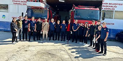 Taraklı Çok Programlı Anadolu Lisesi Öğrencilerinden İtfaiye Grup Amirliğine Ziyaret