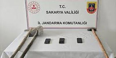 Taraklı’da Kaçak Tarihi Eser Kazısına Suçüstü: 11 Şüpheli Jandarma Tarafından Yakalandı