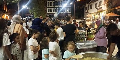 Taraklı’da Kudüs Gecesi ve Yaz Kur’an Kursu Kapanış Programı Düzenlendi