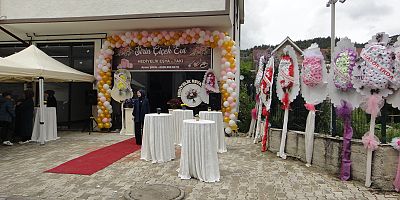 Taraklı’da Şirin Çiçek Evi Hizmete Açıldı