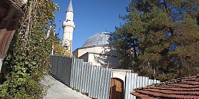 Taraklı'daki Tarihi Yunus Paşa Camii'nin Restorasyonu Tamamlanıyor