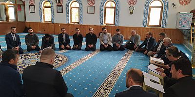 Taraklı İlçe Müftüsü ve Din Görevlileri, Toplantı ve Seminerde Bir Araya Geldi